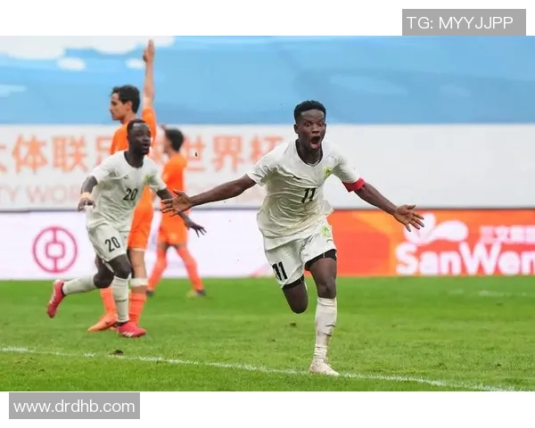 世界杯点评：北京足球队球员个人能力的精彩表现与战术分析