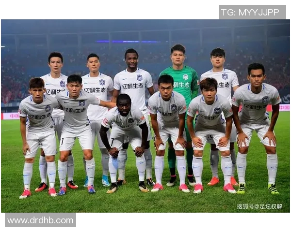 天津足球明星的崛起与发展历程探讨