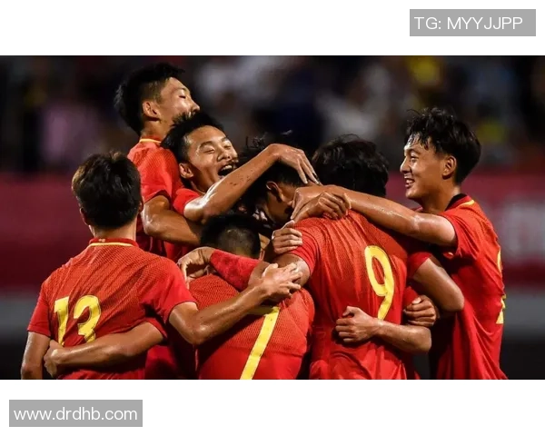 深圳足球队转型之路揭秘：从困境到崛起的奋斗历程与未来展望