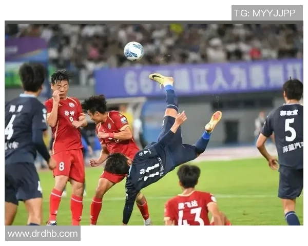 准直播足球新体验让球迷随时随地感受比赛激情与精彩瞬间