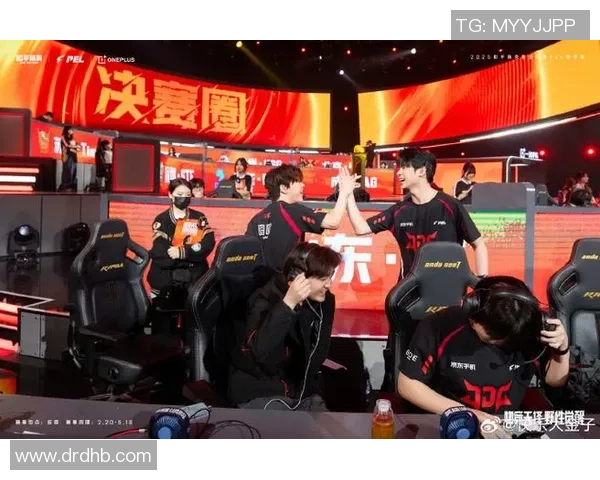 和平精英纪实：深入探讨JDG战队的蜕变与成长历程