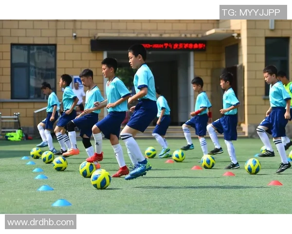 提升足球肺活量的科学方法与训练技巧分享 提升足球肺活量的科学方法与训练技巧分享