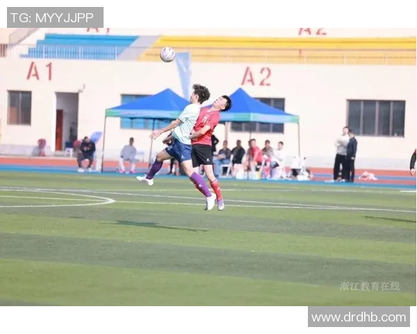 淮安校区足球热潮兴起学生积极参与提升校园体育氛围