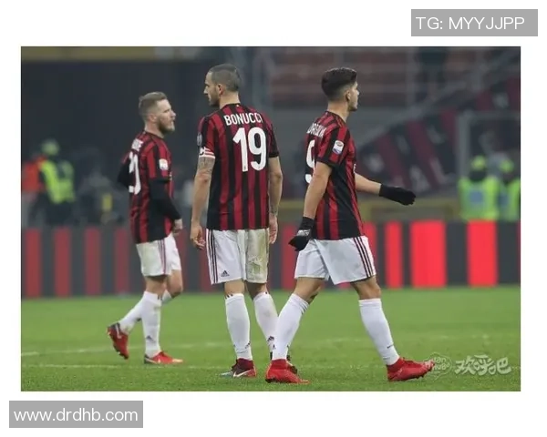 莱昂内萨足球俱乐部的崛起与挑战：探索其在国内外赛场的表现与未来发展方向