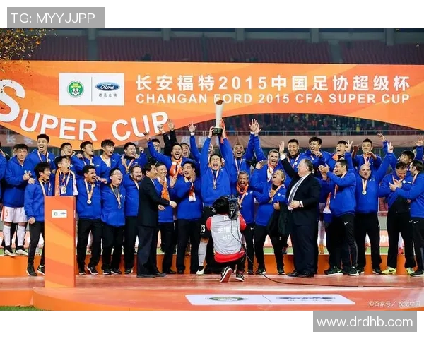 足球当红时代来临球迷热情高涨赛事精彩纷呈